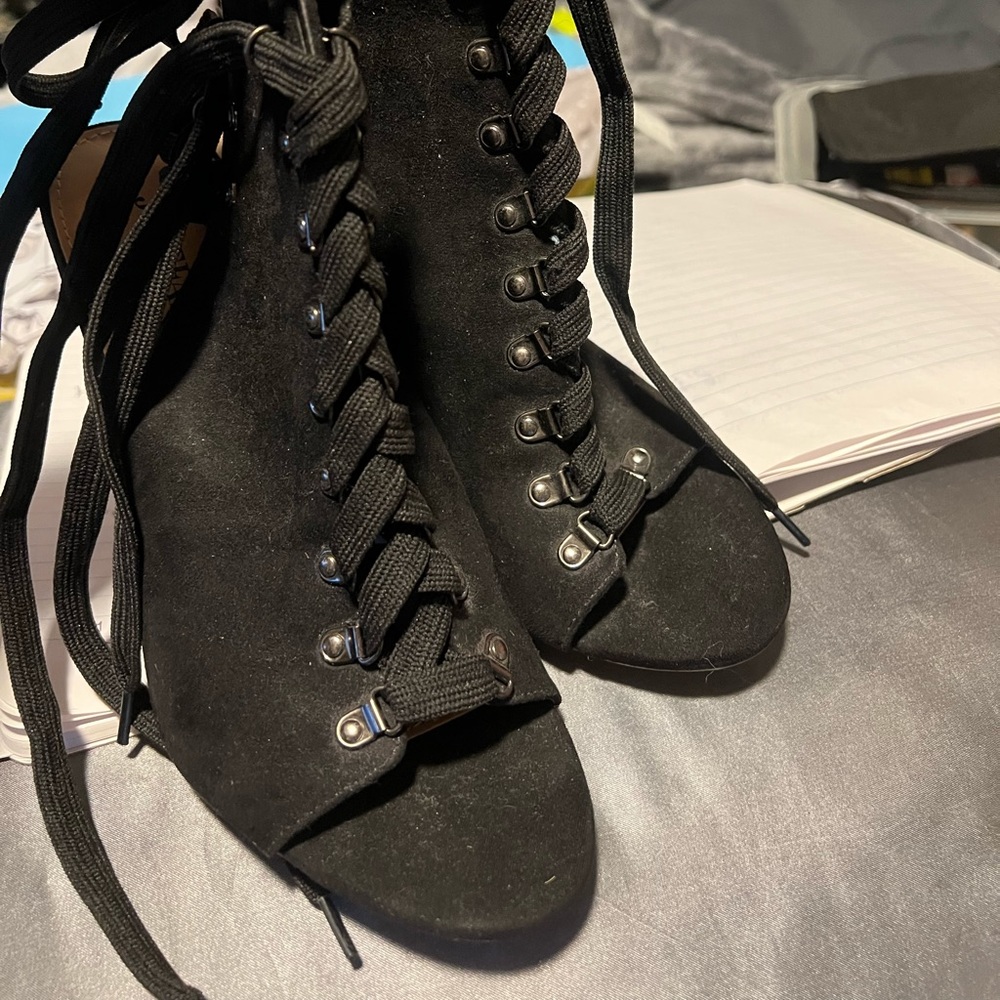 JustFab black heels with lace in the front and back